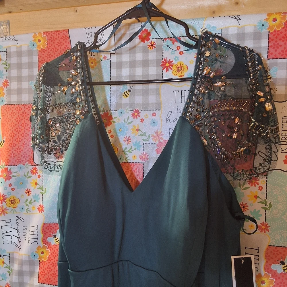 Xscape Teal Beaded SS V-Neck Formal Dress Sz 22 Plus Ruche Slimming Back Smocked - Picture 5 of 15